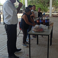 Estudiantes celebran dia del estudiante