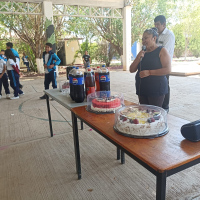 Estudiantes celebran dia del estudiante